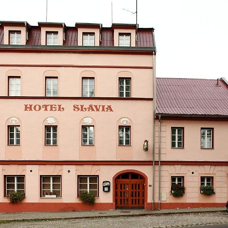 Hotel Slávie Klásterec nad Ohrí Exterior foto