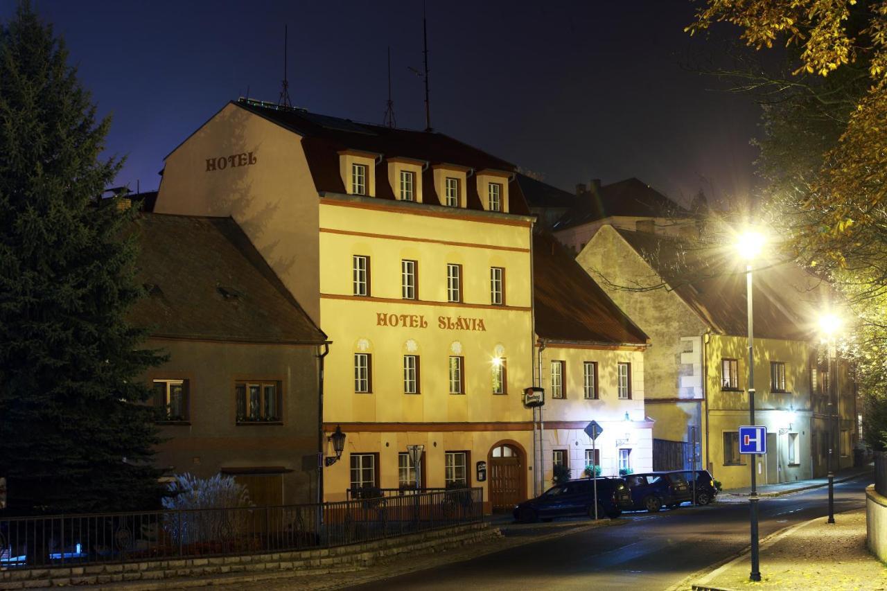 Hotel Slávie Klásterec nad Ohrí Exterior foto